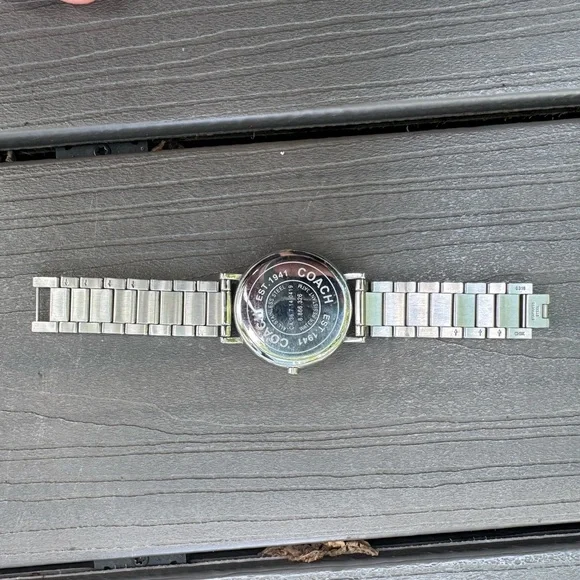 Coach Poppy Watch - Picture 4 of 5